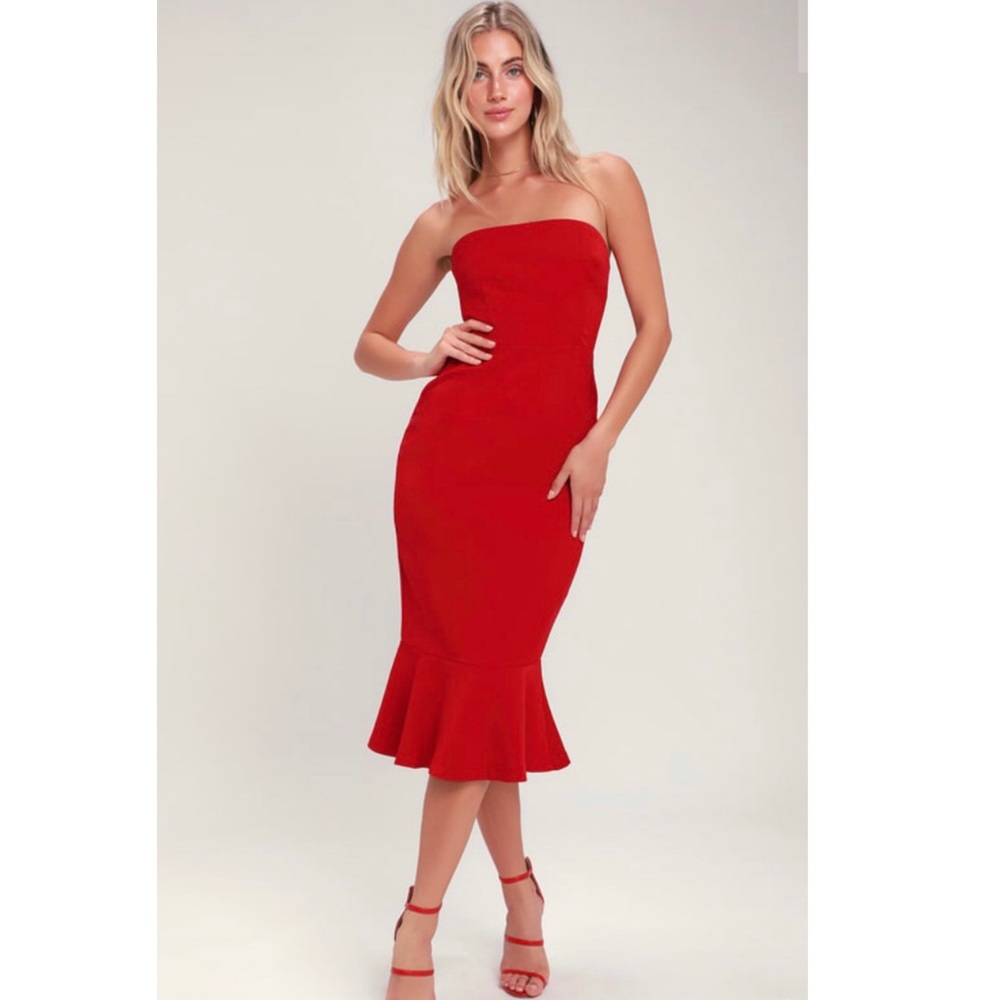 BB DAKOTA Red Midi Formal Dress